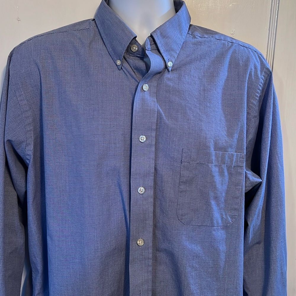 CHAPS Men's Classic Fit Button Down Wrinkle Free Dress Shirt 17 1/2 32/33